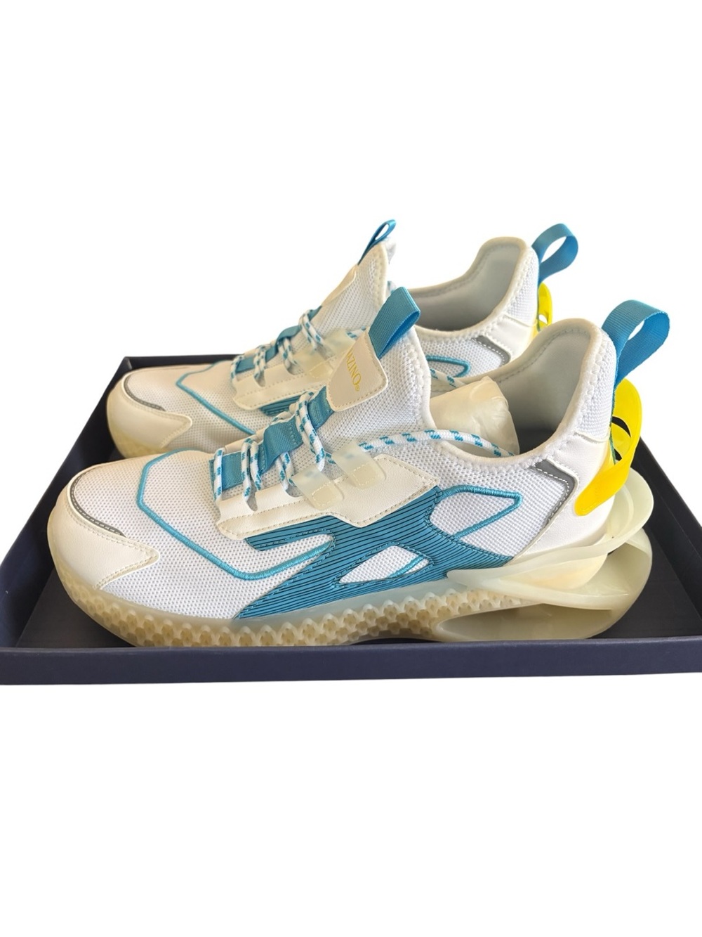 Mazino PLASMA Sneakers White and Teal Men’s Size 10 1/2